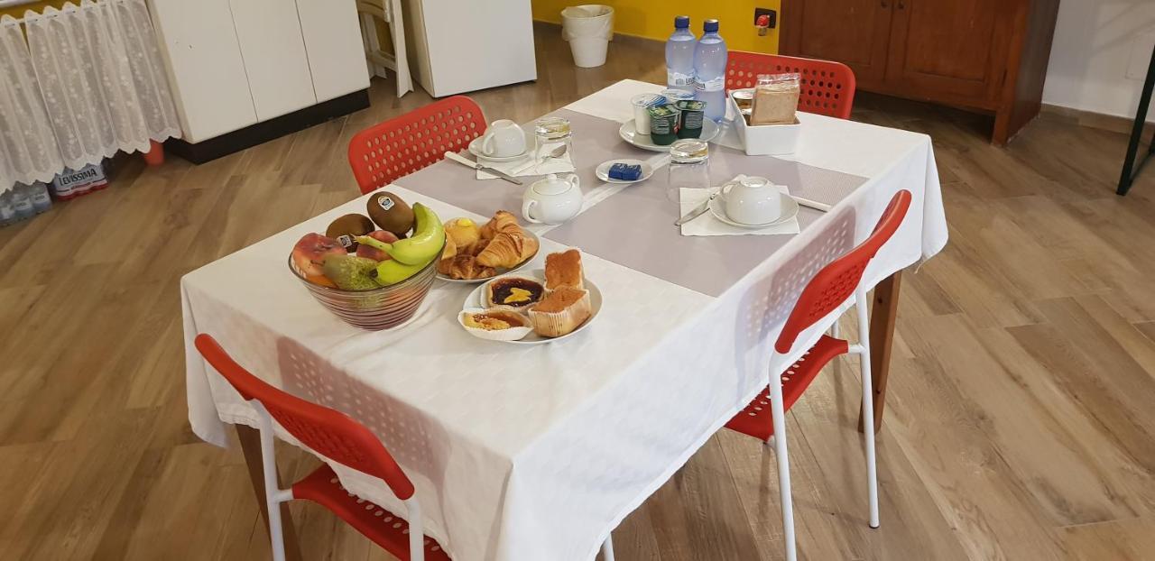 La Corte B&B Candiolo Bagian luar foto